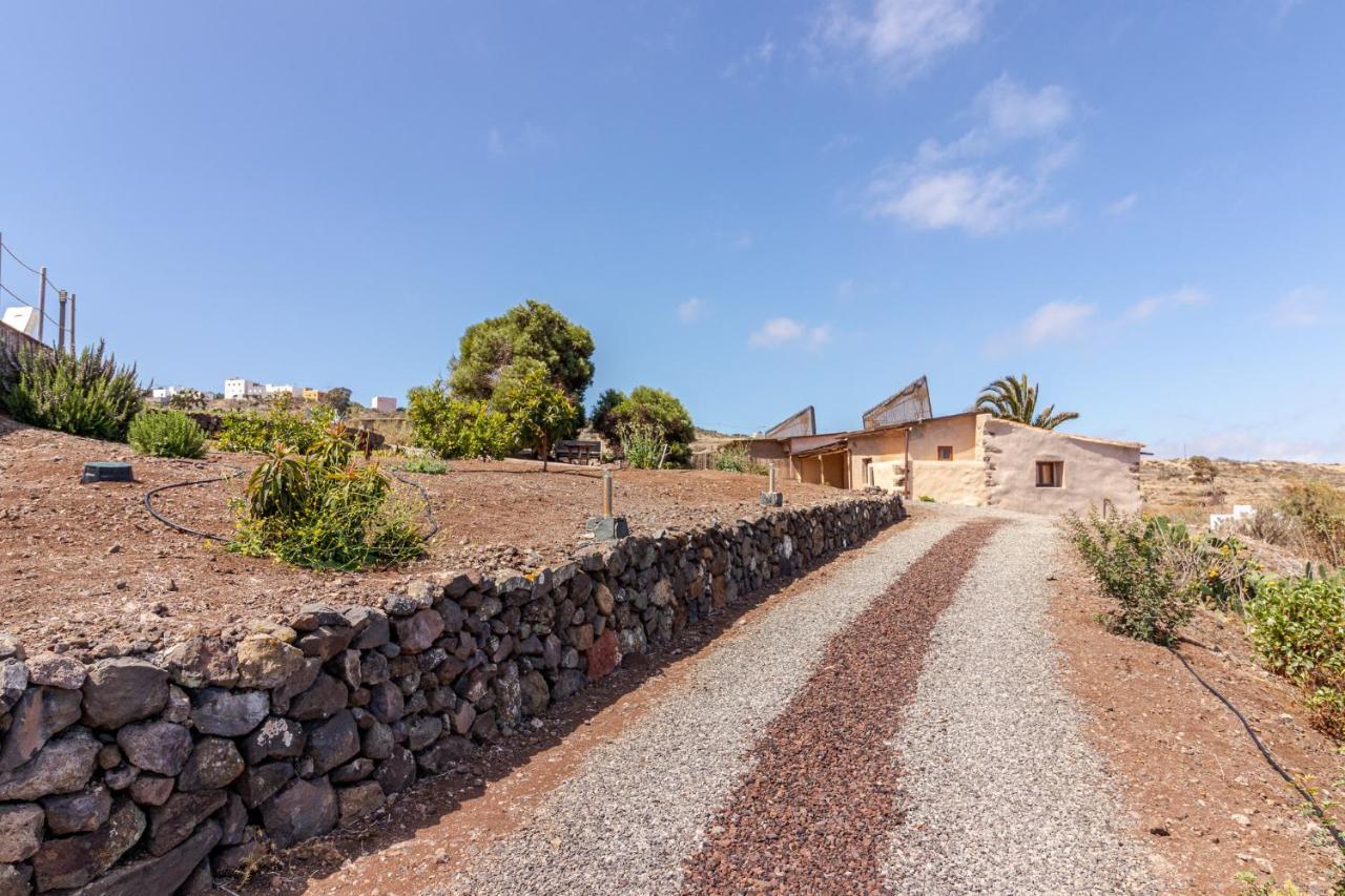 Flatguest Charming House + Pool + Terrace + Views Villa Santa Maria de Guia de Gran Canaria Luaran gambar